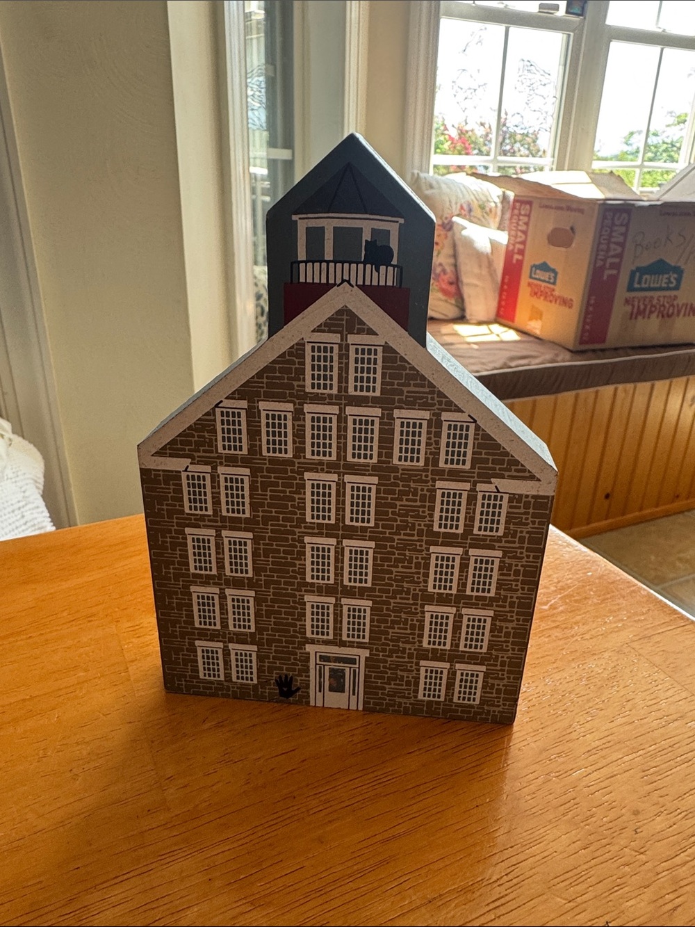 1995 The Cat's Meow Shaker Village Series "Great Stone Dwelling"